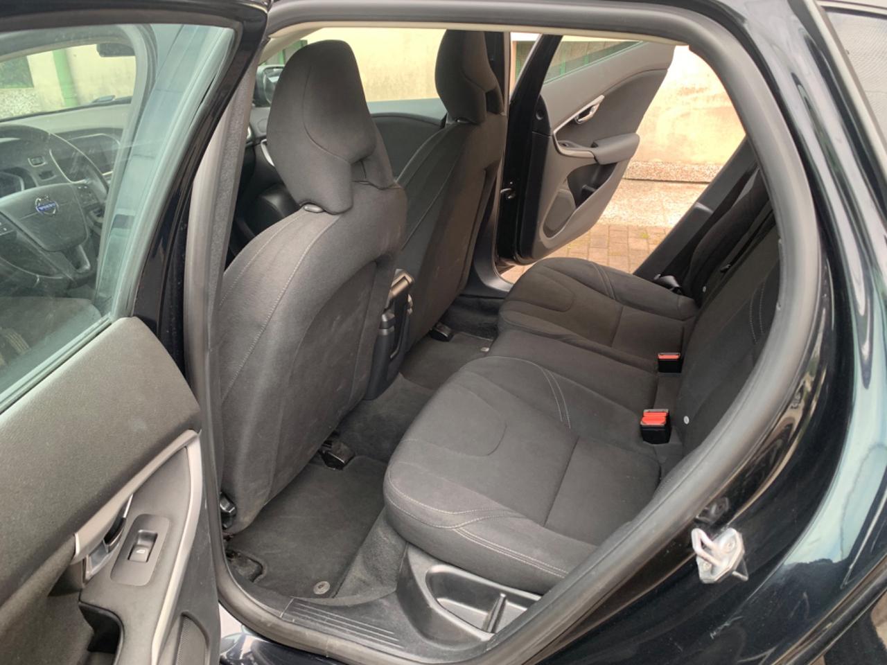 Volvo V40 D2 Business