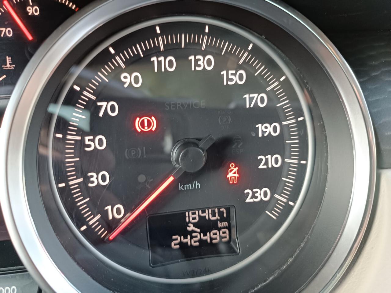 Peugeot 508 1.6 e-HDi 115CV cambio robotizzato S&S SW Access