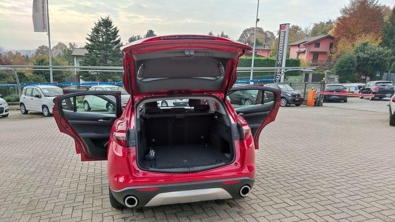 Alfa Romeo Stelvio 2017 2.2 t Business Q4 210cv auto