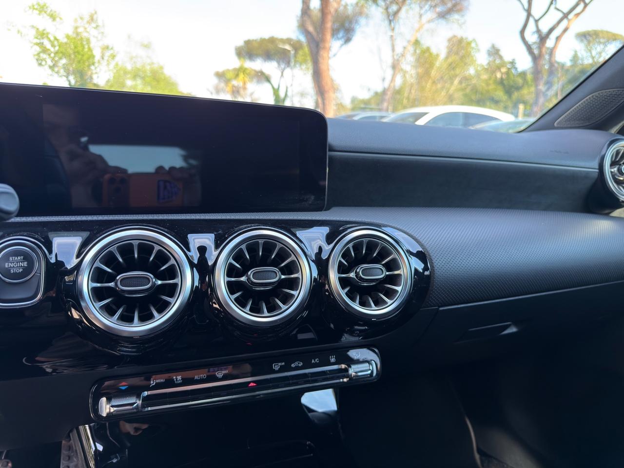 Mercedes-benz A 250 e hybrid EQ Premium