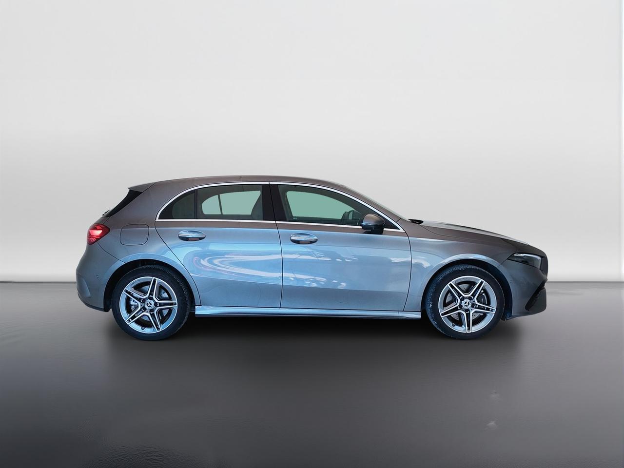 Mercedes-Benz Classe A - W177 2023 - A 250 e phev AMG Line Advanced Plus Digital Edition auto