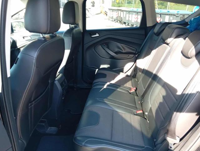 FORD Kuga 2.0 TDCI 150 CV S&S 4WD Powershift Titanium