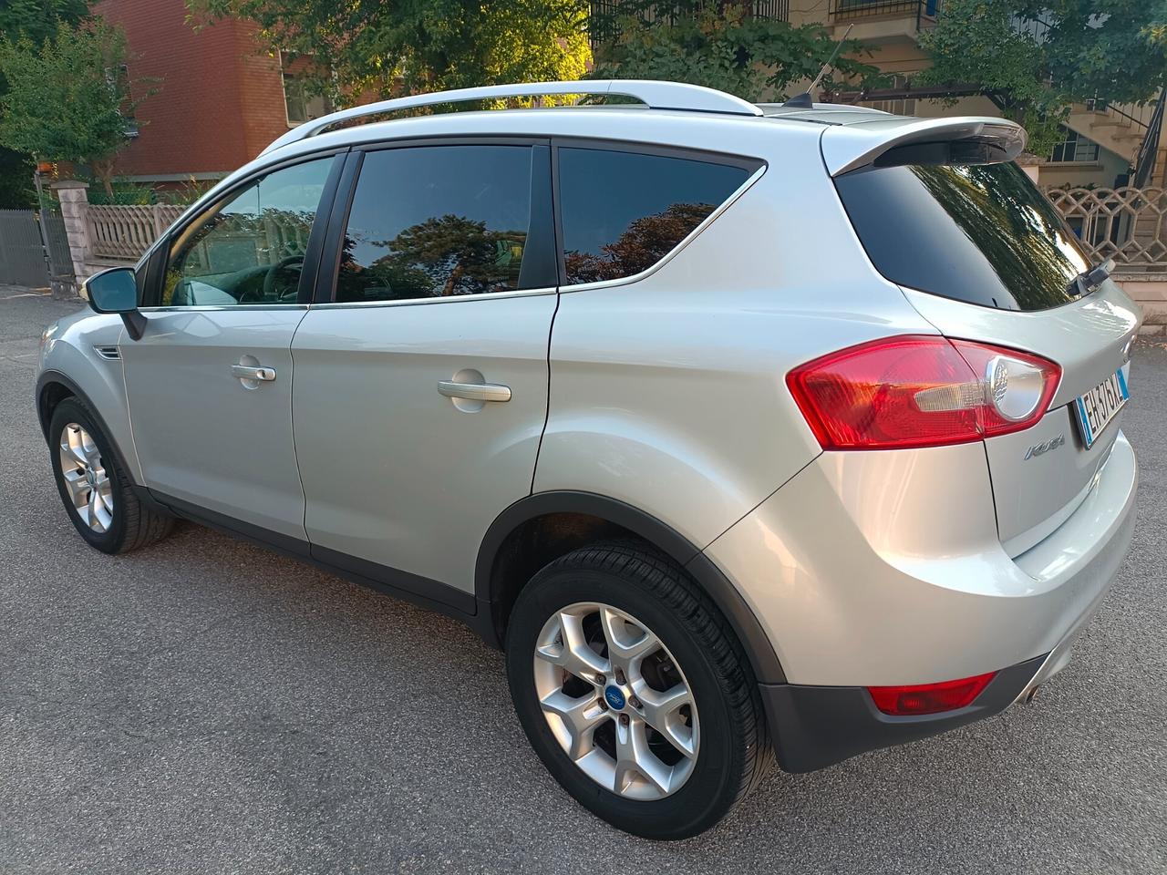 Ford Kuga 2.0 TDCi 2WD Titanium