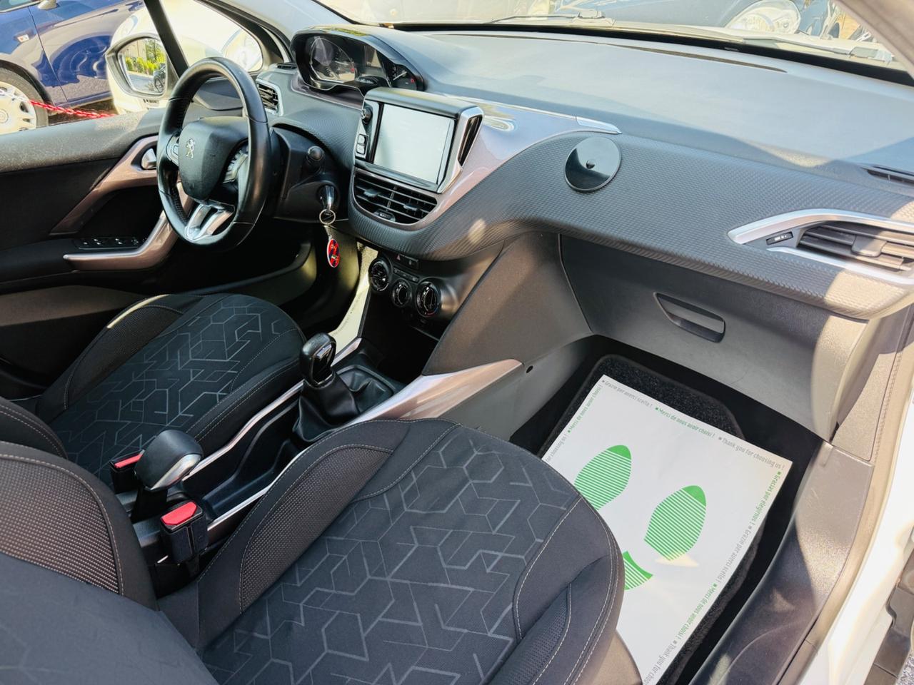 Peugeot 2008 1.2 82cv Active Ok Neopatentati