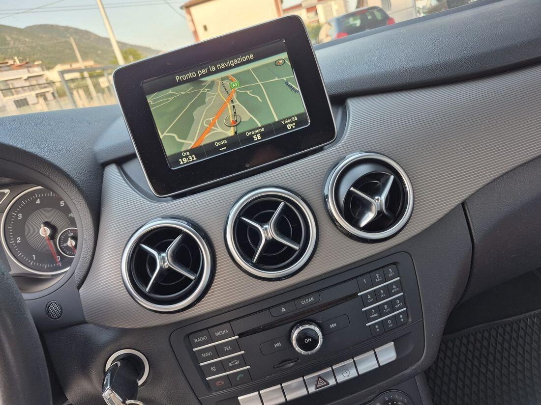 Mercedes-benz B 180 d *** SPORT - FULL OPTIONALS *** EURO 6