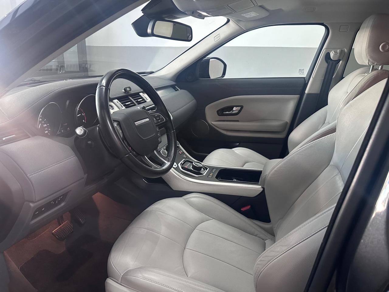 Land Rover Range Evoque 2.0 TD4 180 CV 5p. Autobiography
