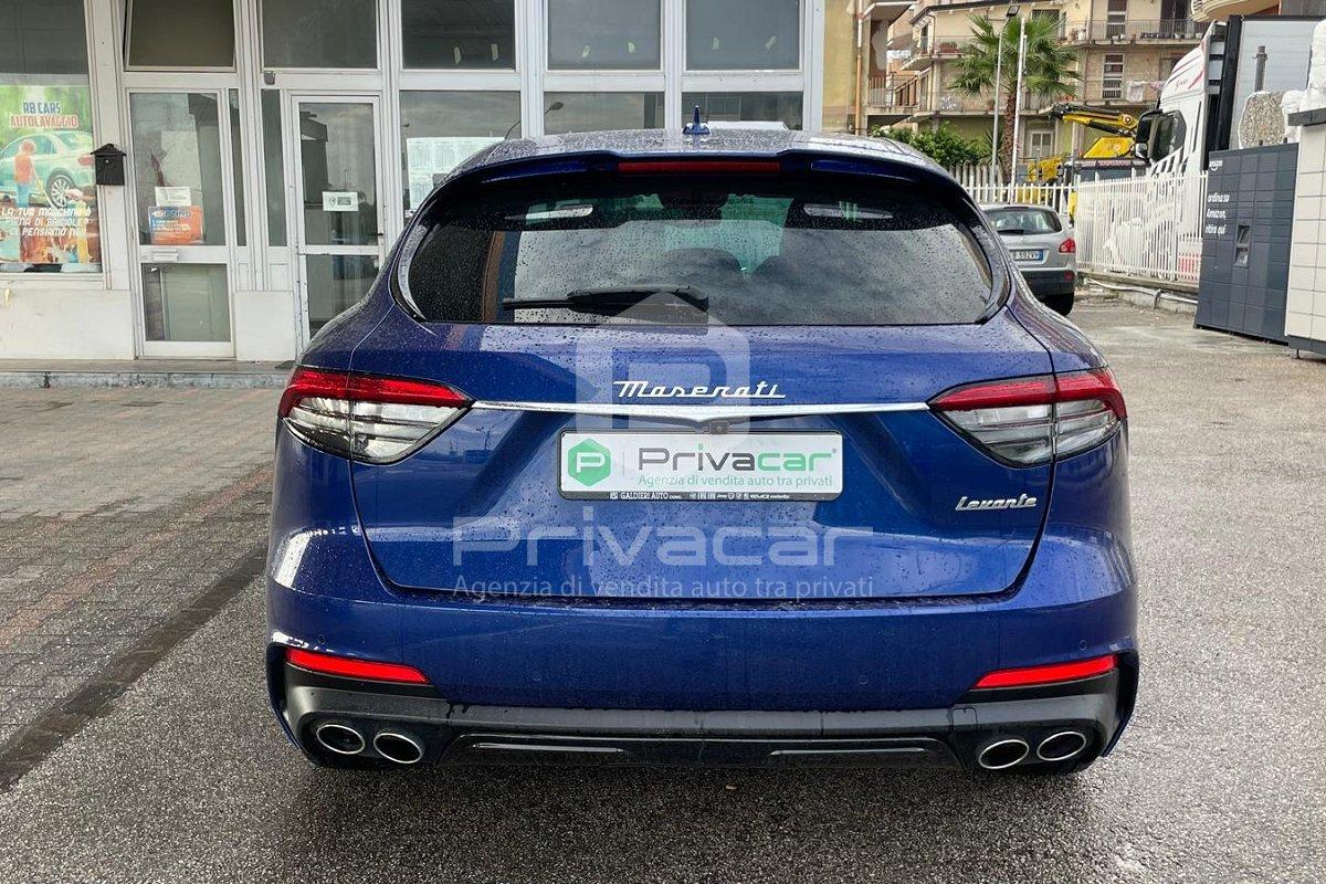 MASERATI Levante V6 350 CV AWD Modena