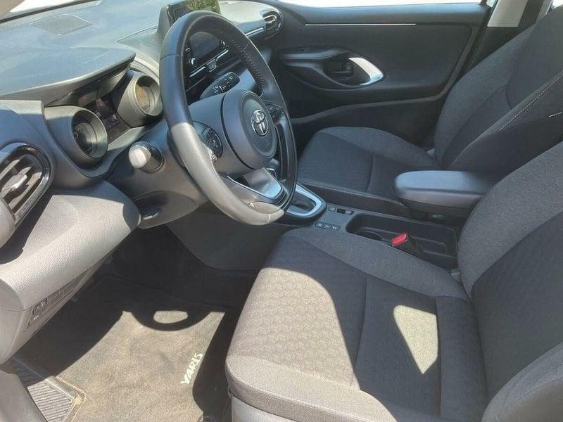 Toyota Yaris Hybrid Trend MY22