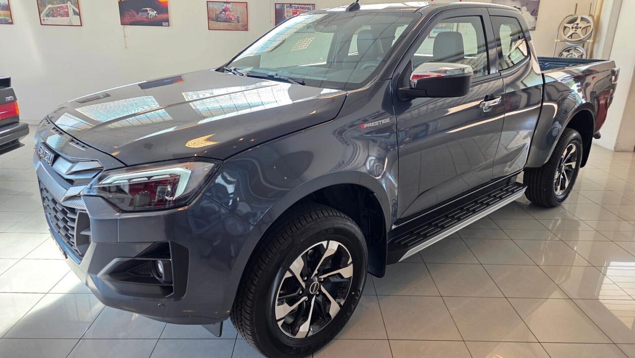 Isuzu D-Max N60 2.2 164 CV SPACE CAB PRESTIGE CASSONE LUNGO