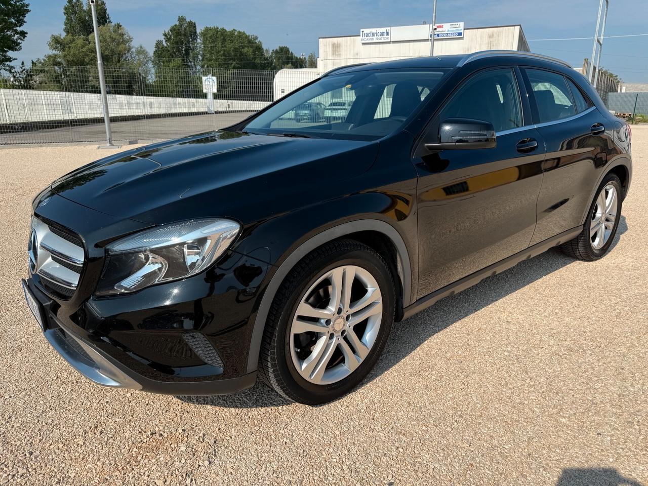 Mercedes-benz GLA 180 CDI Premium