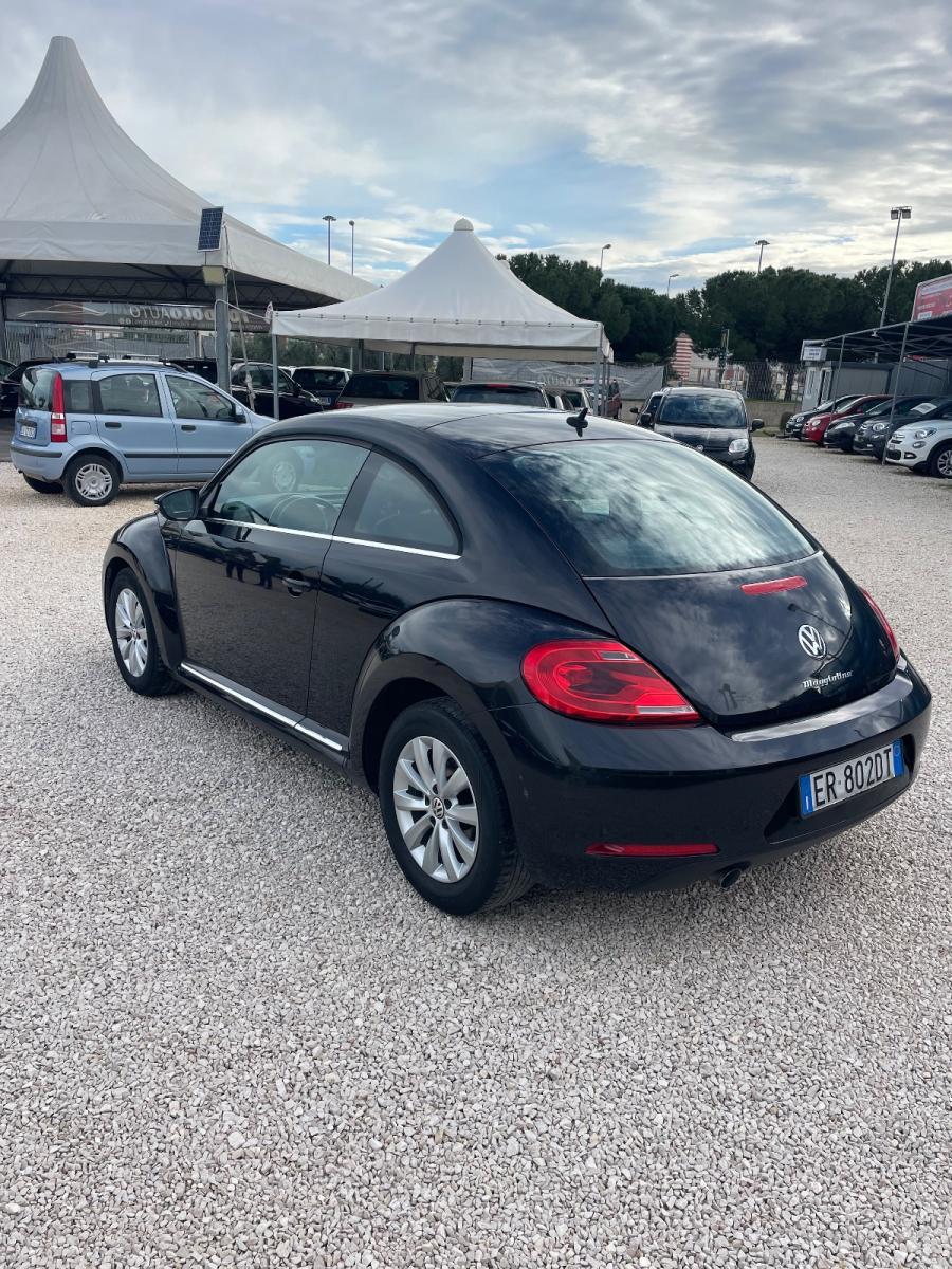 VOLKSWAGEN - Maggiolino - 1.6 TDI Design