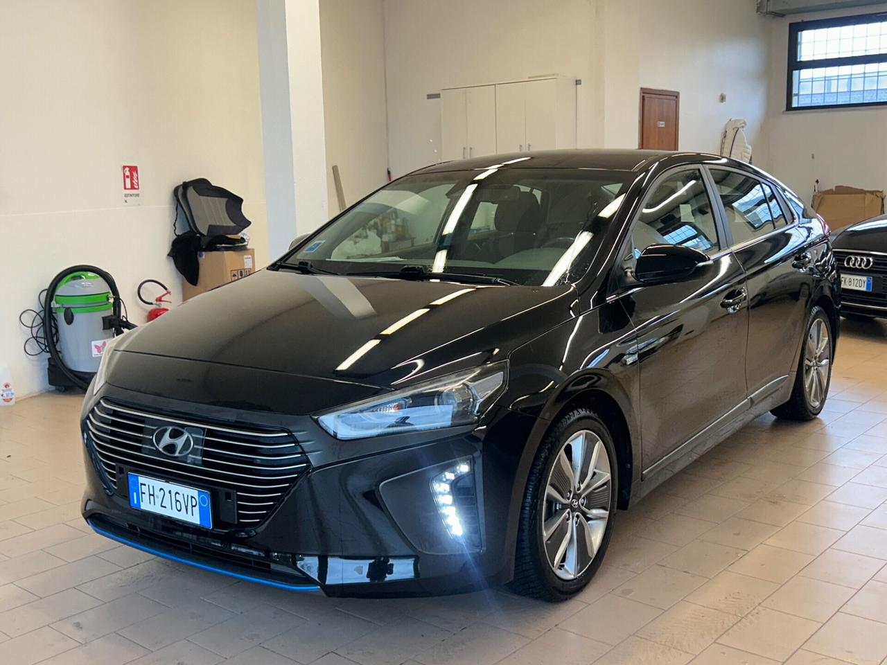 Hyundai Ioniq 1.6 Hybrid DCT Classic