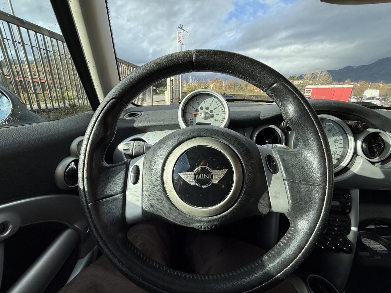 MINI COOPER 1.6 BENZINA OK NEOPATENTATI