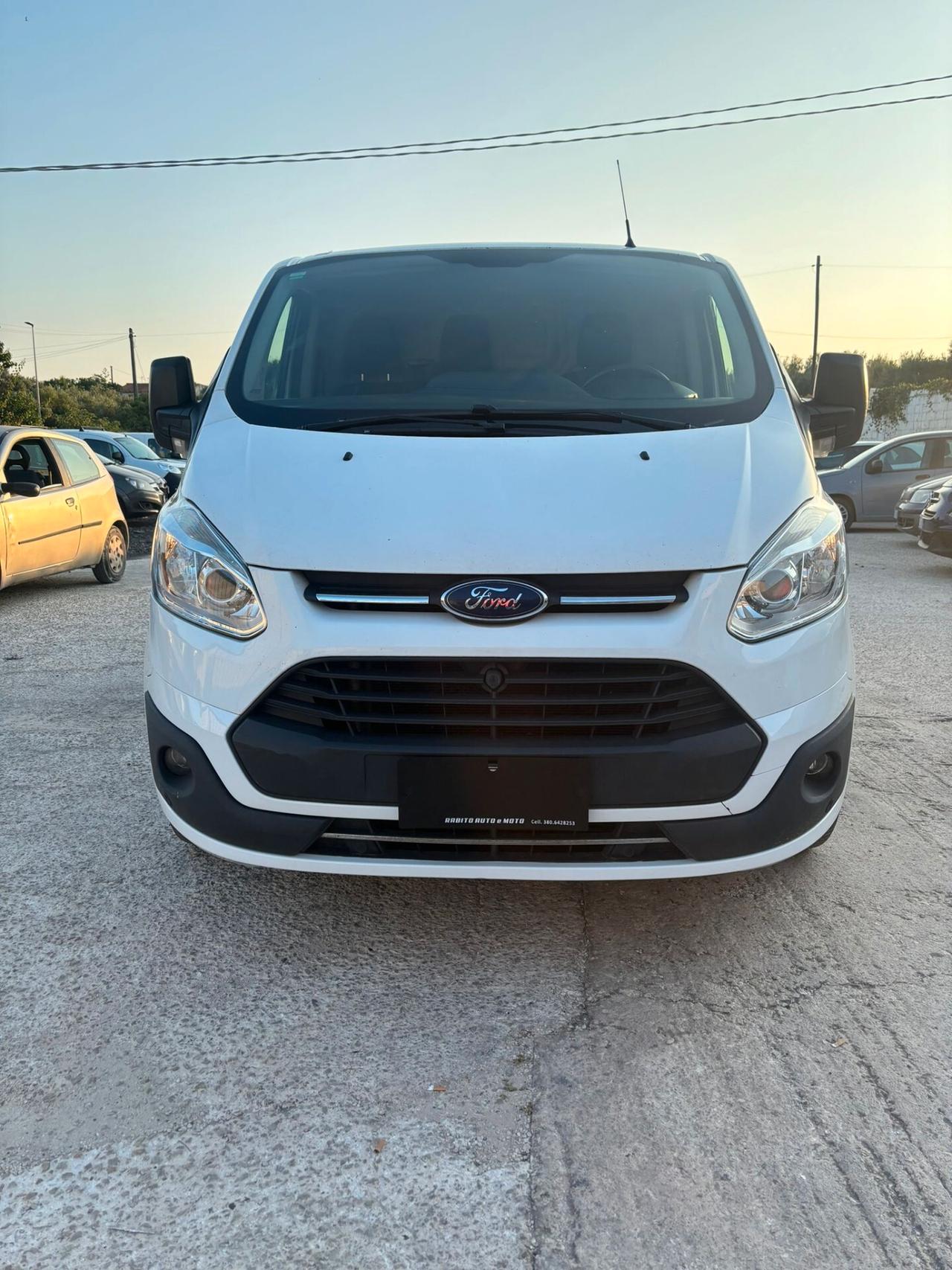 Ford Tourneo Custom Tourneo Custom 310 2.0 TDCi 130CV aut. PC Titanium