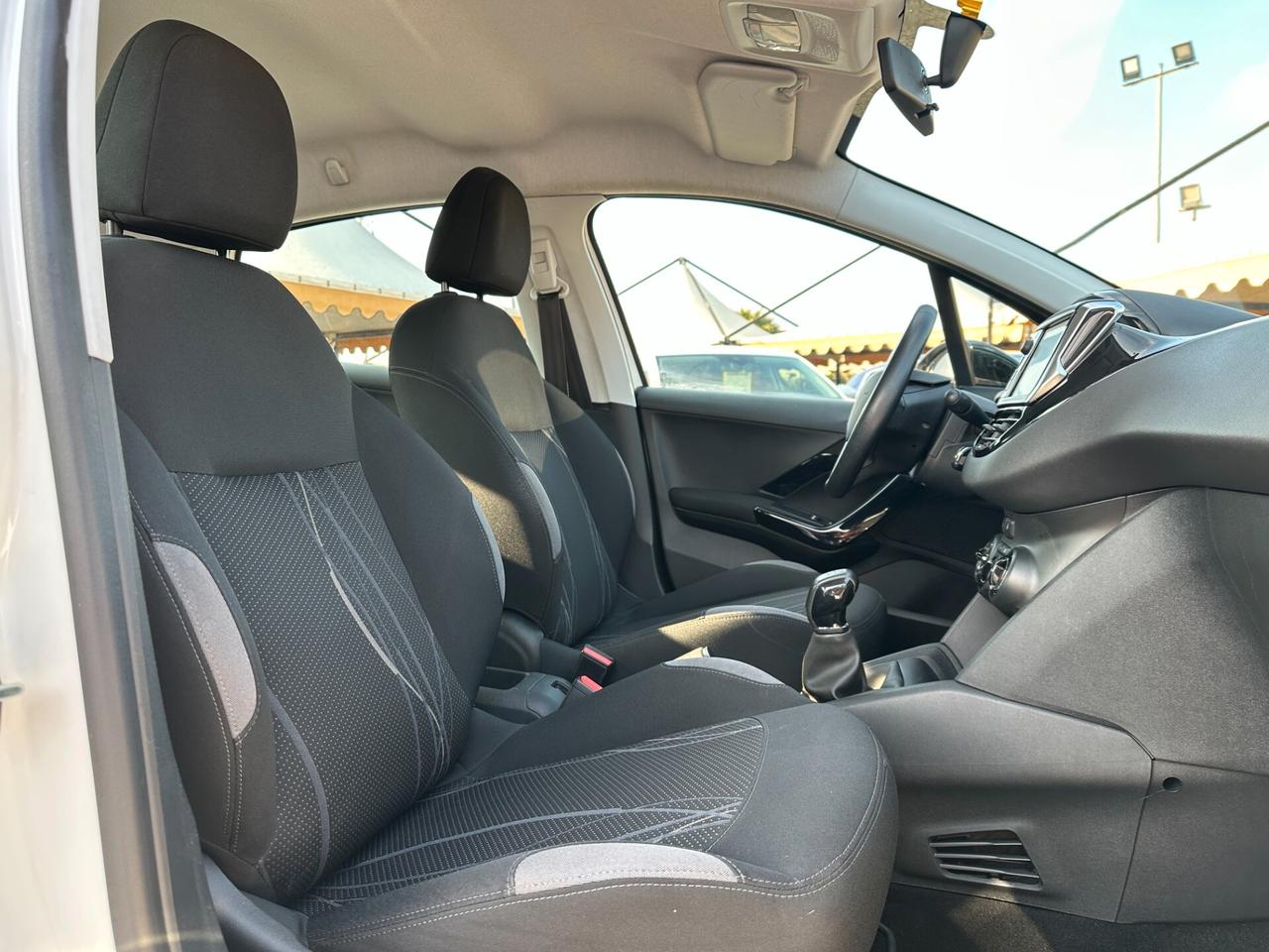 PEUGEOT 208 1.2 VTi 82 CV 5 porte Active