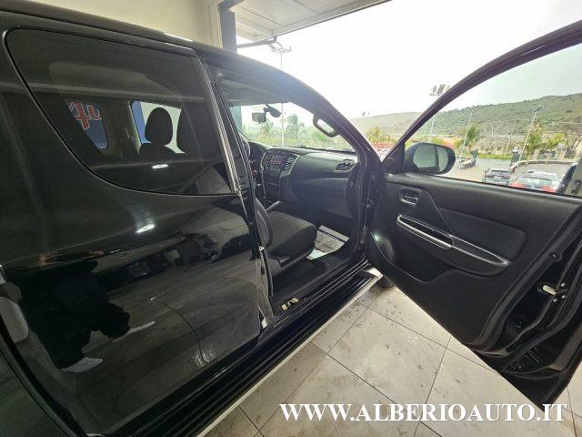 MITSUBISHI L200 2.3 D Club Cab 4x4 Super Select Intense +IVA