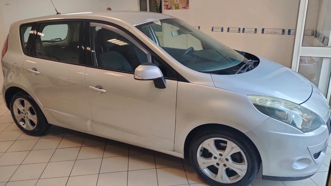 Renault Scenic Scénic X-Mod 1.5 dCi 110CV Dynamique