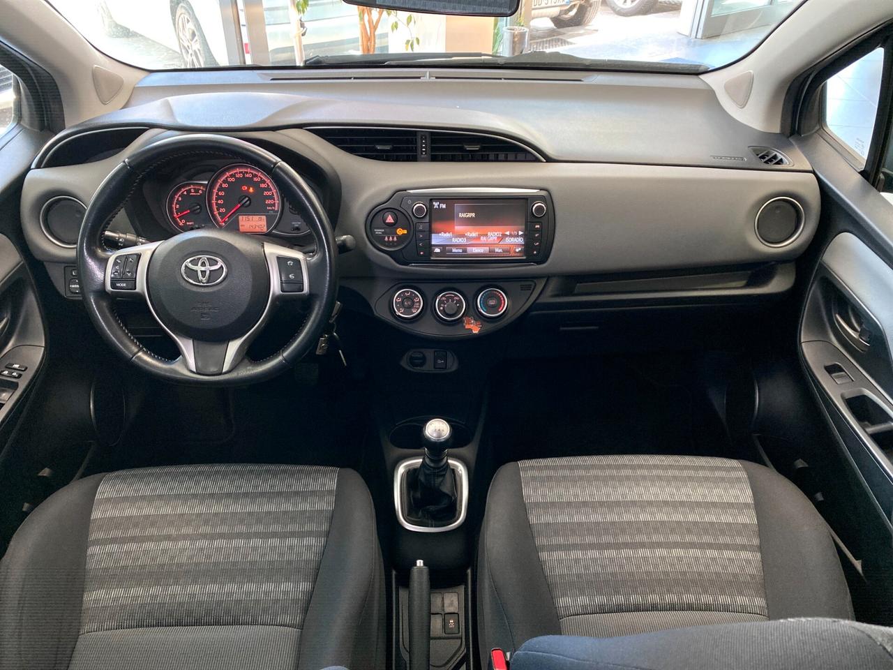 Toyota Yaris 1.4 D-4D 90CV Lounge 5 Porte – Garanzia 2031