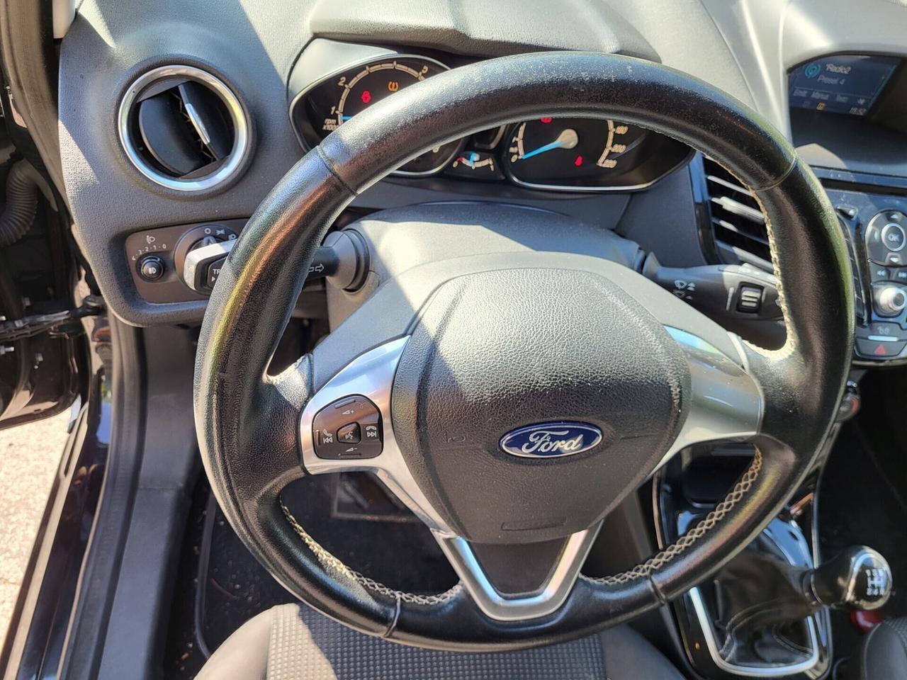 Ford FIESTA 1.4 GPL-UNICO PROPR-NAVI-3 REVISIONI