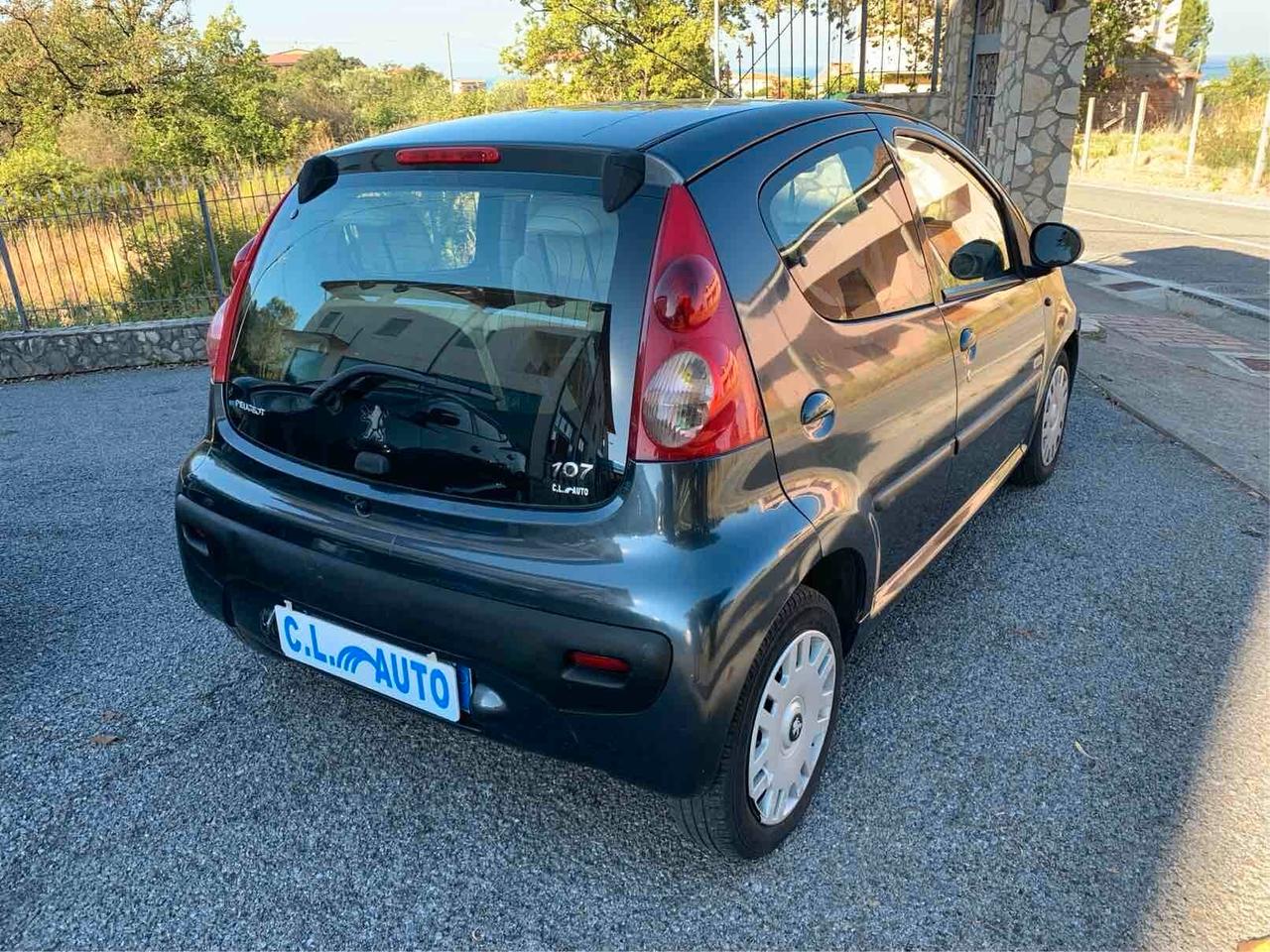 Peugeot 107 1.4 HDi