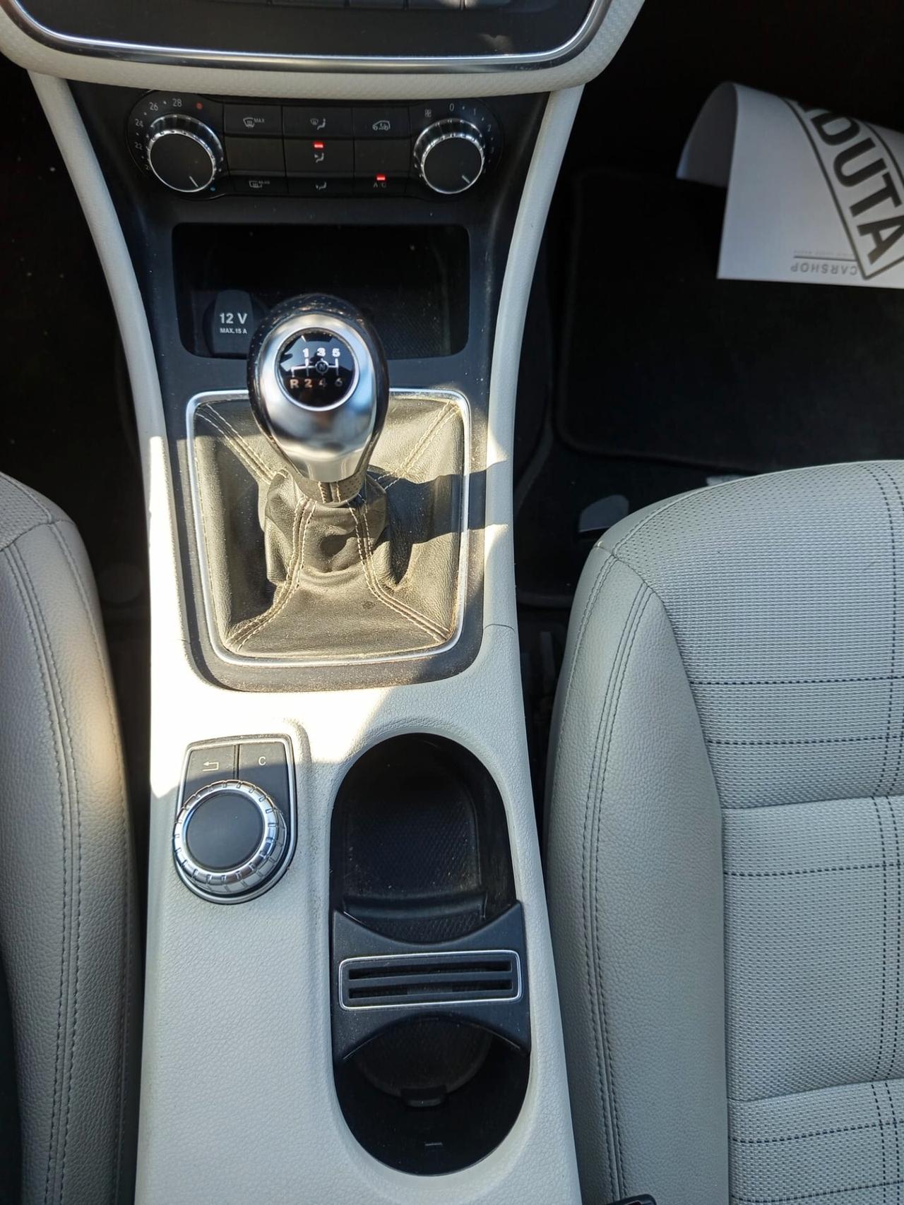 Mercedes-benz A 180 BlueEFFICIENCY Premium