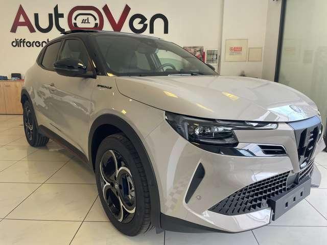 Alfa Romeo Junior Junior 1.2 ibrida Speciale 145cv edct6