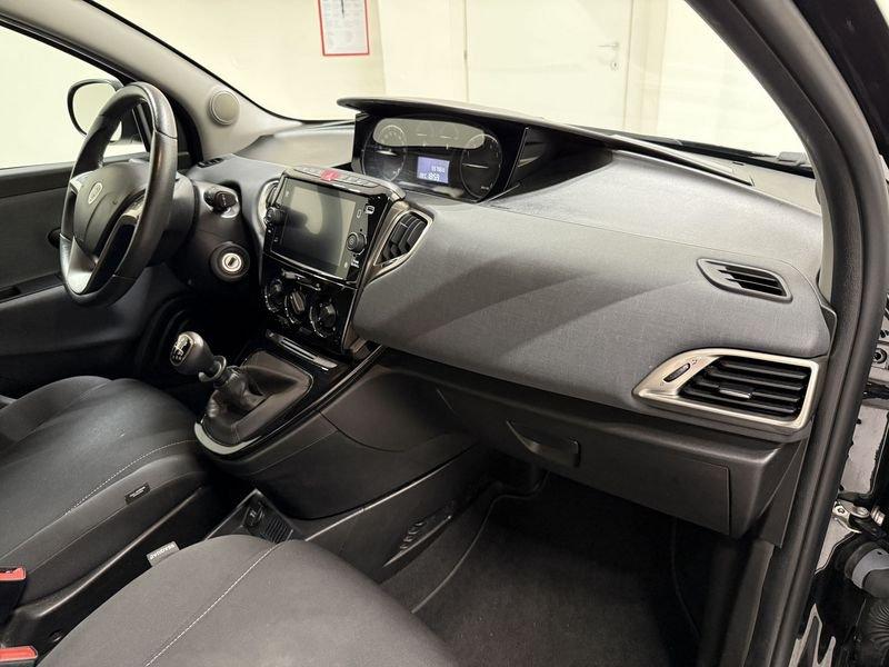 Lancia Ypsilon Ypsilon 1.0 FireFly 5Pt S&S Hybrid Ecochic Gold