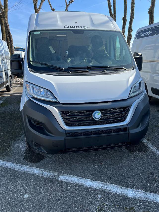 CHAUSSON V594 FIRST LINE