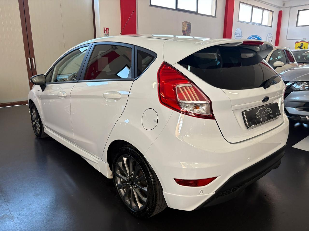 Ford Fiesta 1.5 TDCi 95CV 5 porte ST-Line