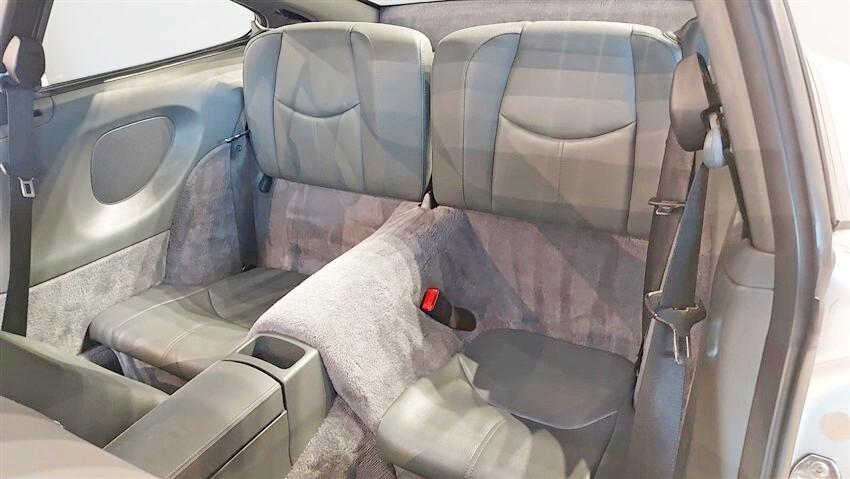 Porsche 911 Carrera cat Coupé