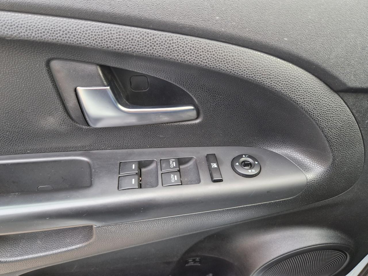 Kia Venga 1.4 90CV "49.700 km" GPL casa madre, Full Optional