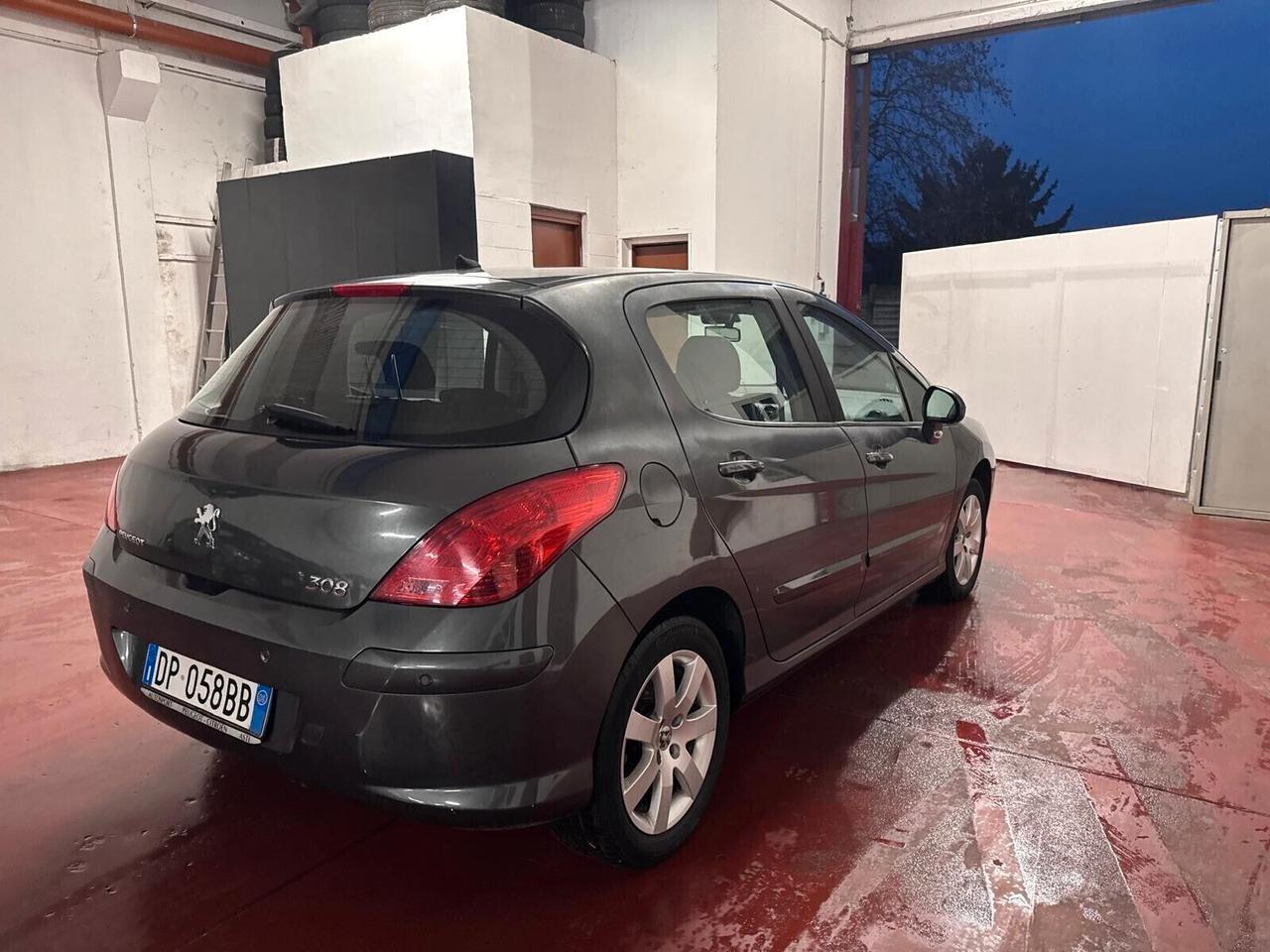 Peugeot 308 1.6 VTi 120CV 5p. Tecno NEOPAT