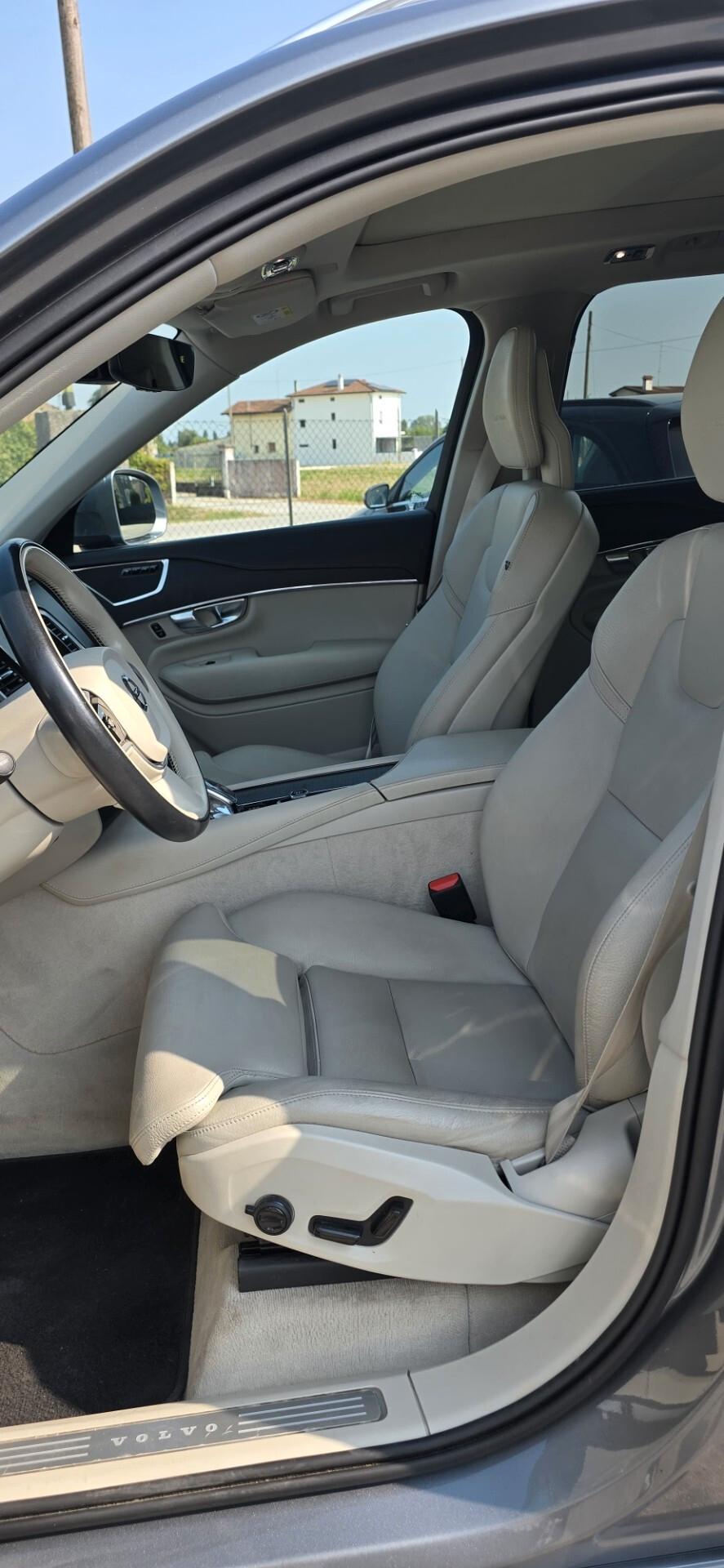 Volvo XC 90 XC90 B5 (d) AWD Geartronic Inscription