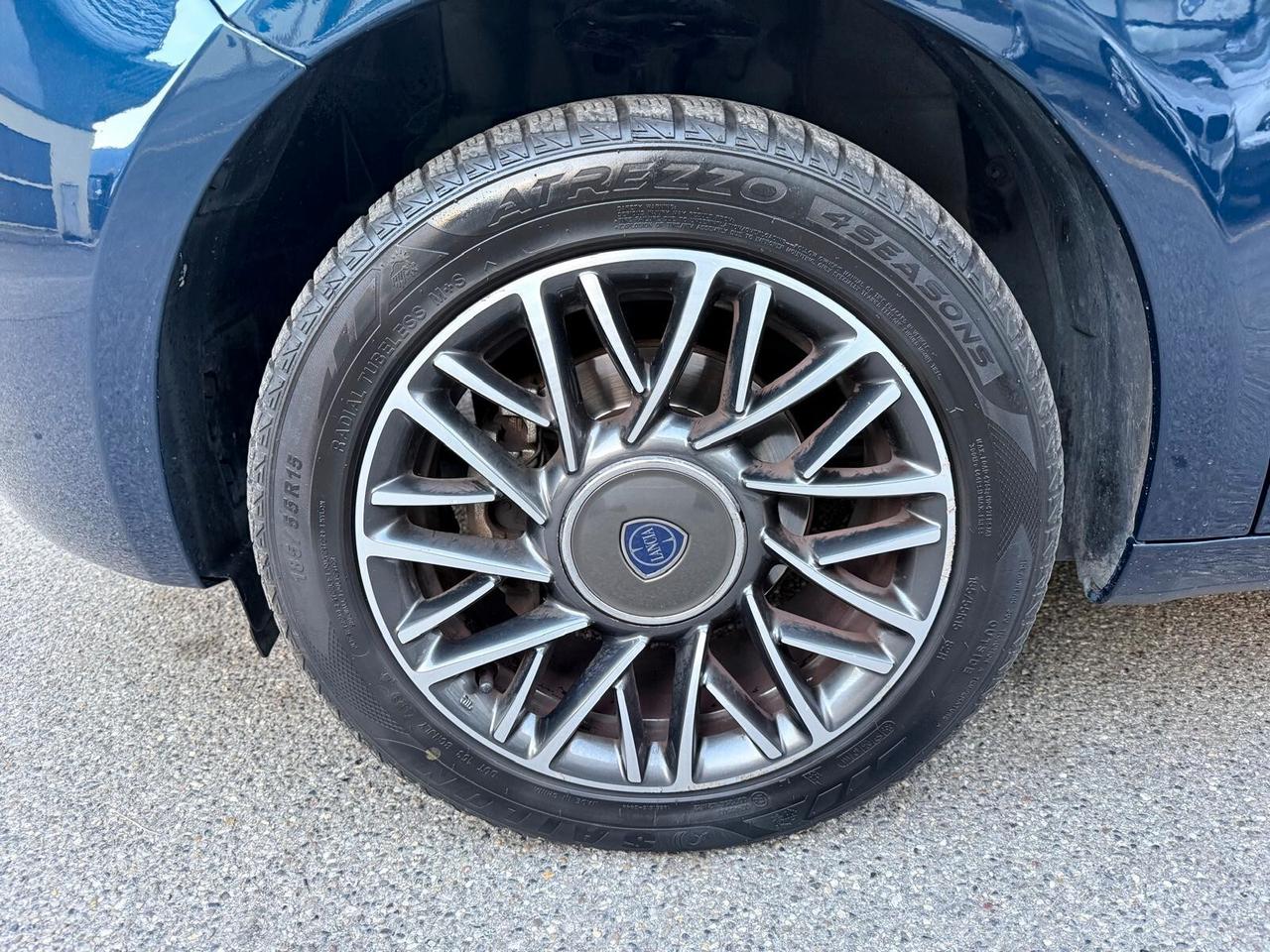 Lancia Ypsilon 1.2 69 CV 5 porte Gold ***OK NEOPATENTATI**