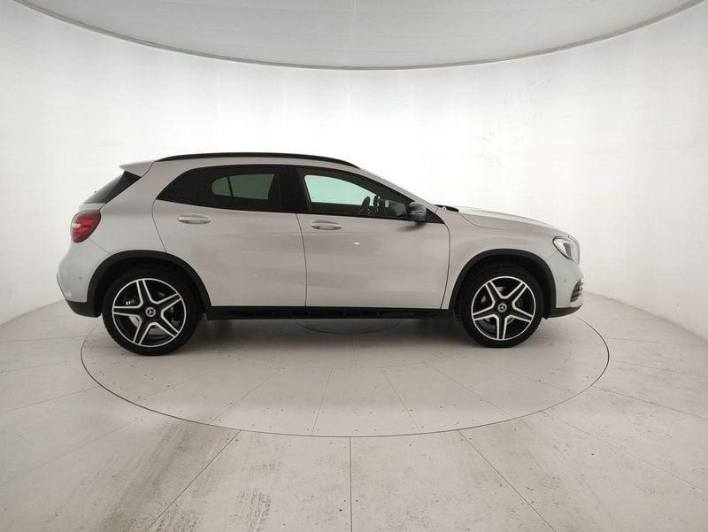 Mercedes-Benz GLA 220 d Premium 170cv auto