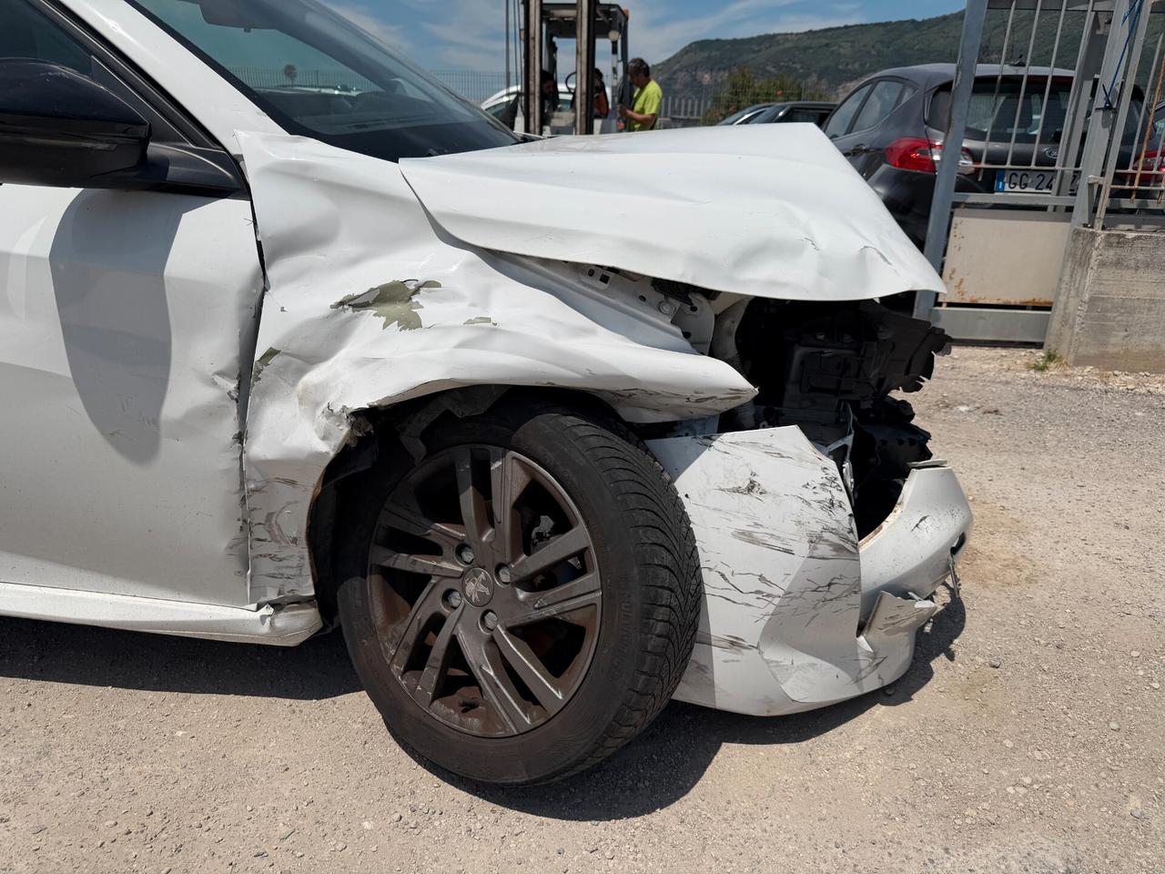 PEUGEOT 208 2022 1.2 BENZINA 75 CV *AIRBAG OK