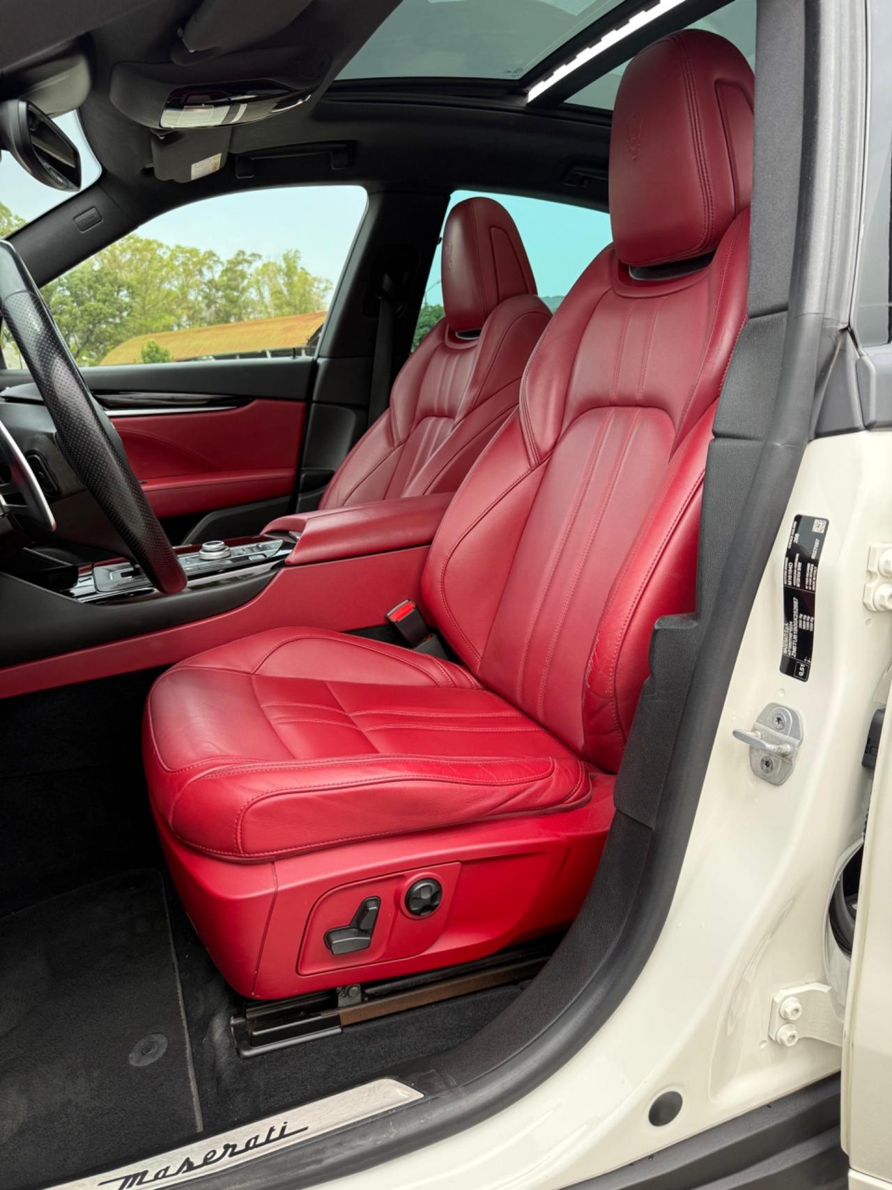 Maserati Levante V6 Diesel 275 CV AWD