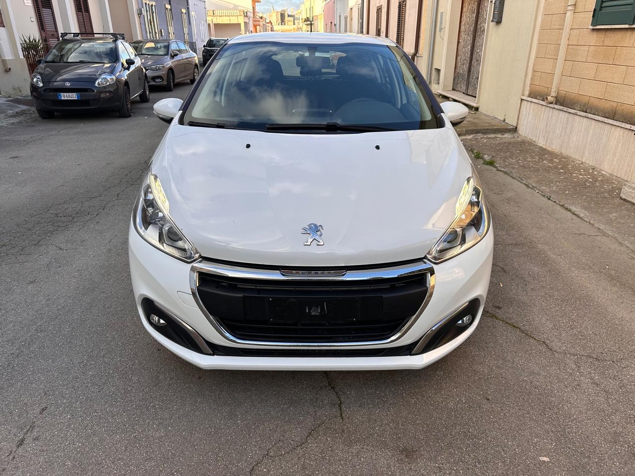 Peugeot 208 PureTech 82 5p. GPL Active