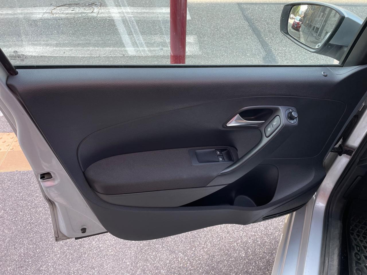 Volkswagen Polo 1.2 5 porte/1Prop/GARANZIA 12 MESI