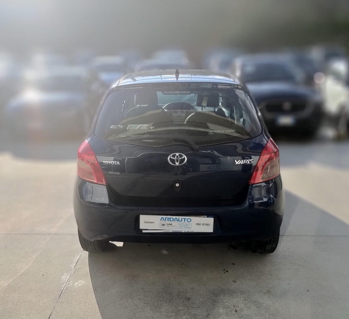 Toyota Yaris 1.0 Sol