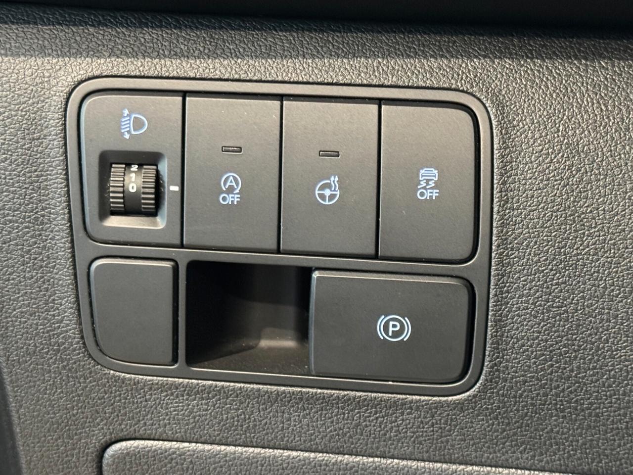 Hyundai STARIA 2.2 Wagon 2wd auto Led App conn 9p 18" (+Iva)