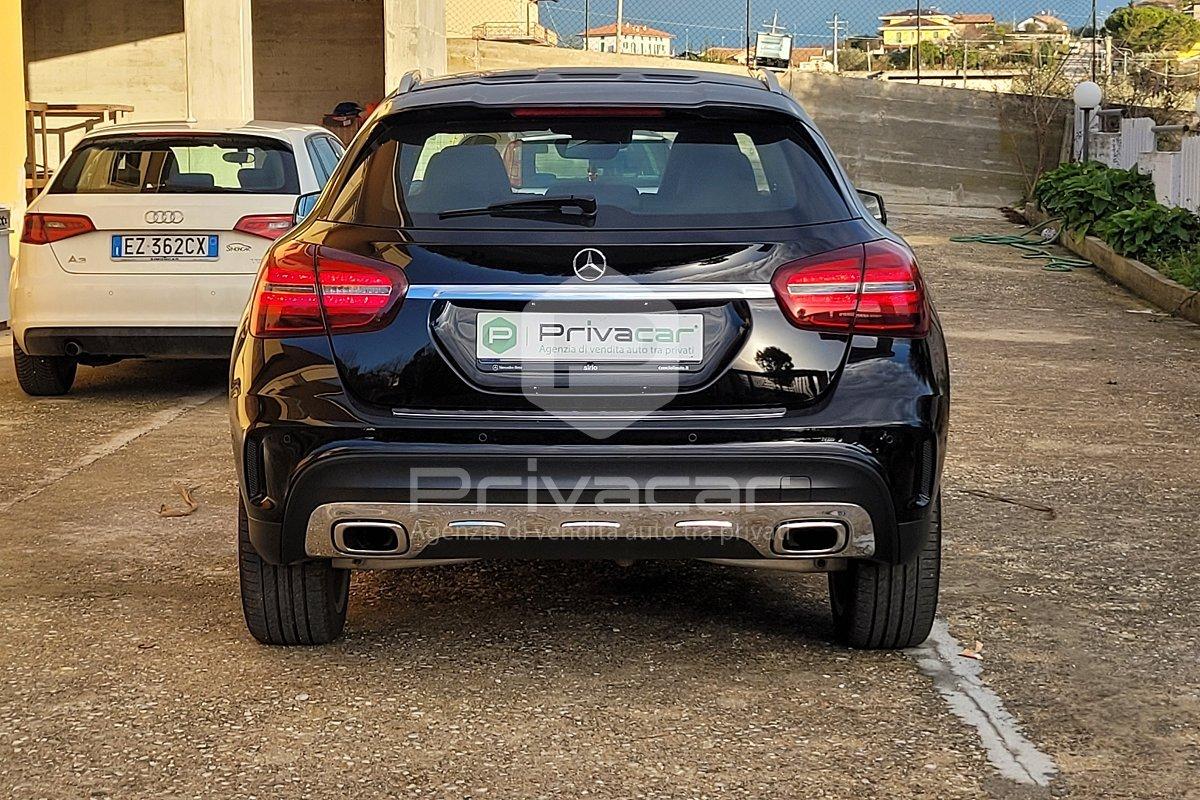 MERCEDES GLA 220 d Automatic Sport