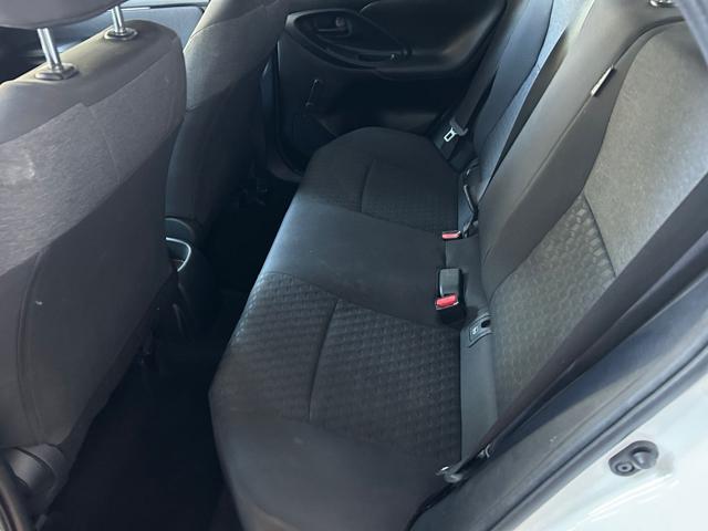 TOYOTA Yaris 1.0 5 porte Active