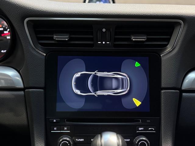 PORSCHE 911 3.0 Carrera 4 Coupé