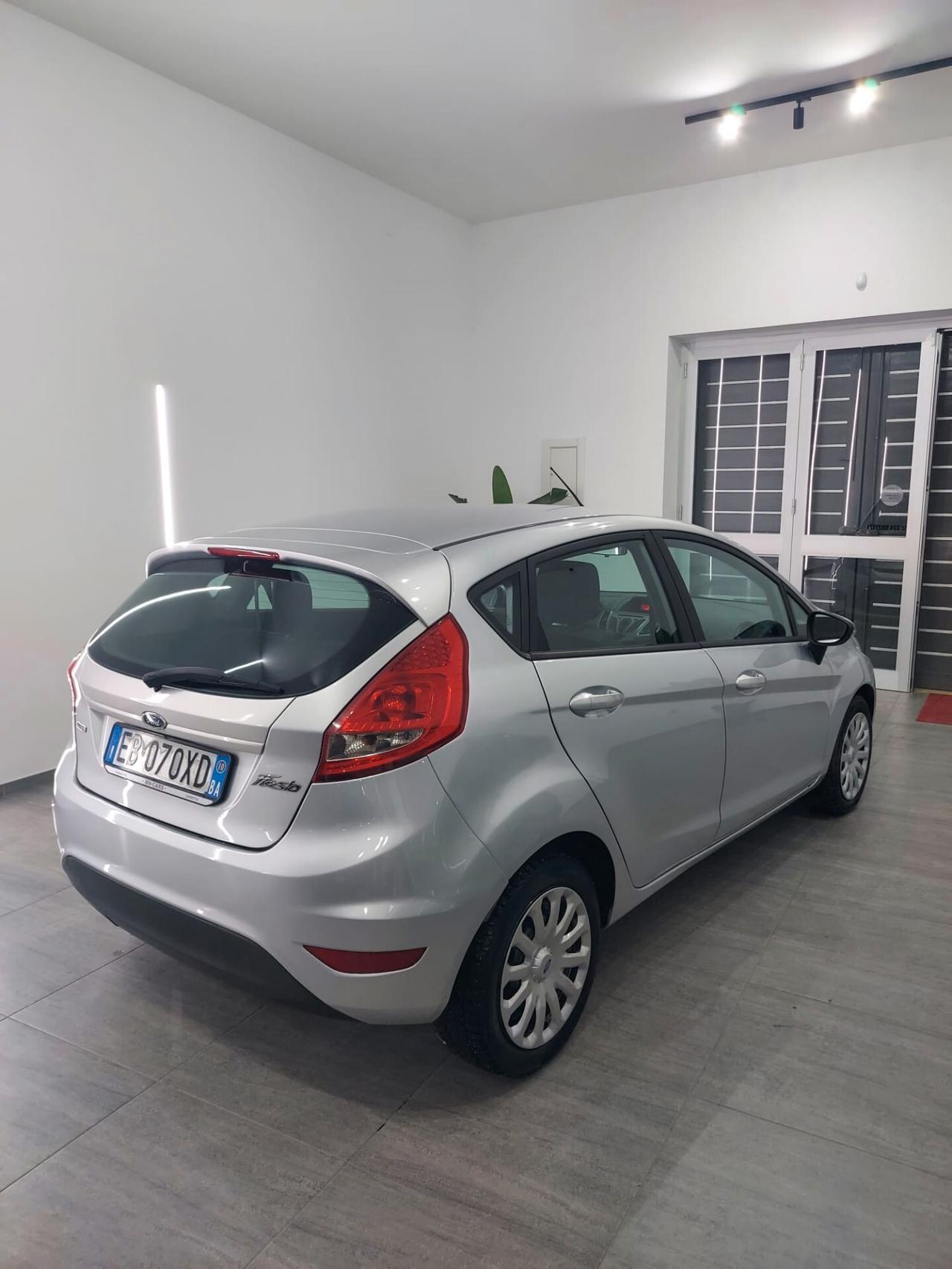 Ford Fiesta 1.4 TDCi 5p. Titanium