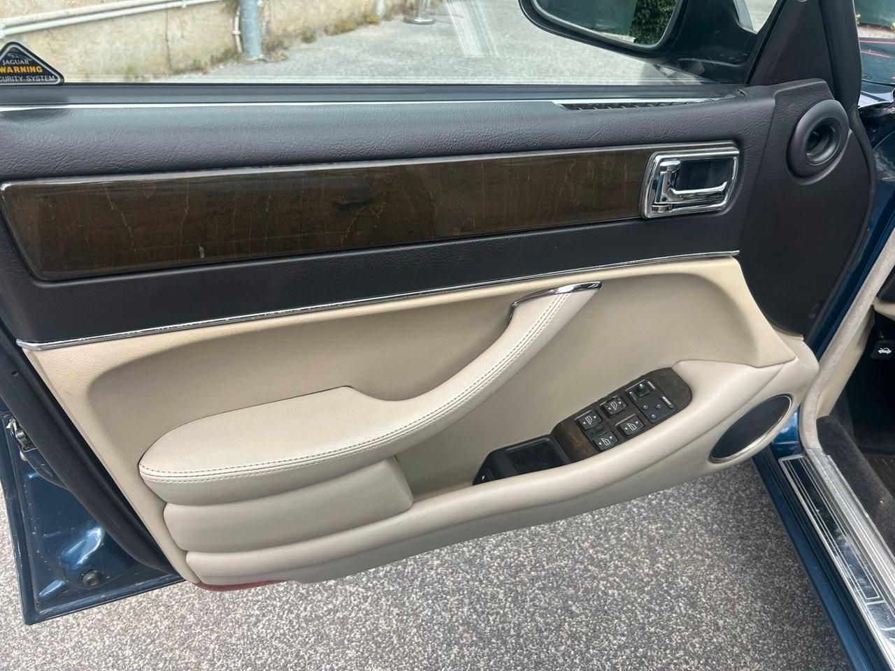 Jaguar XJ XJR 4.0 cat