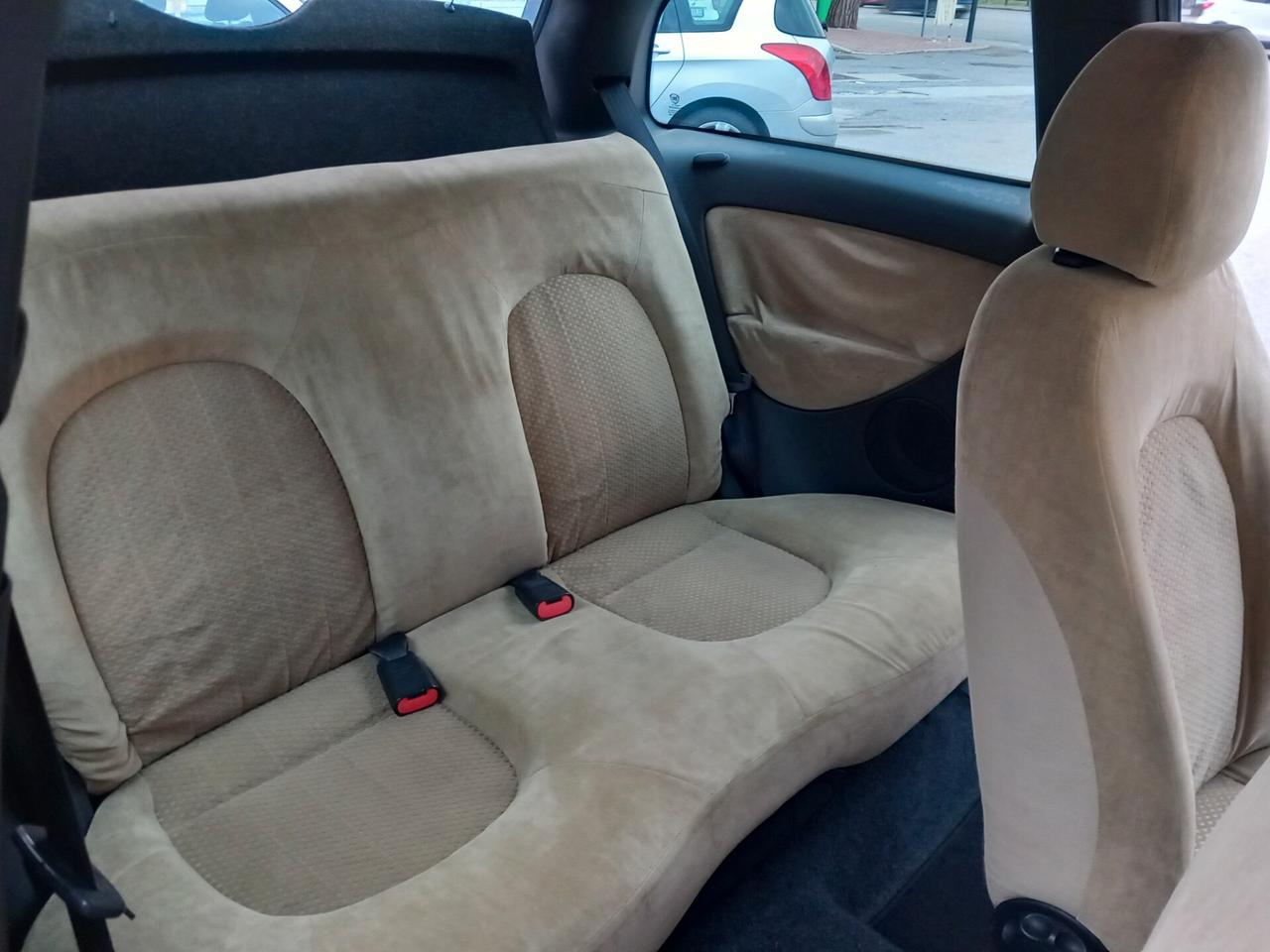 Lancia Ypsilon 1.2 Argento