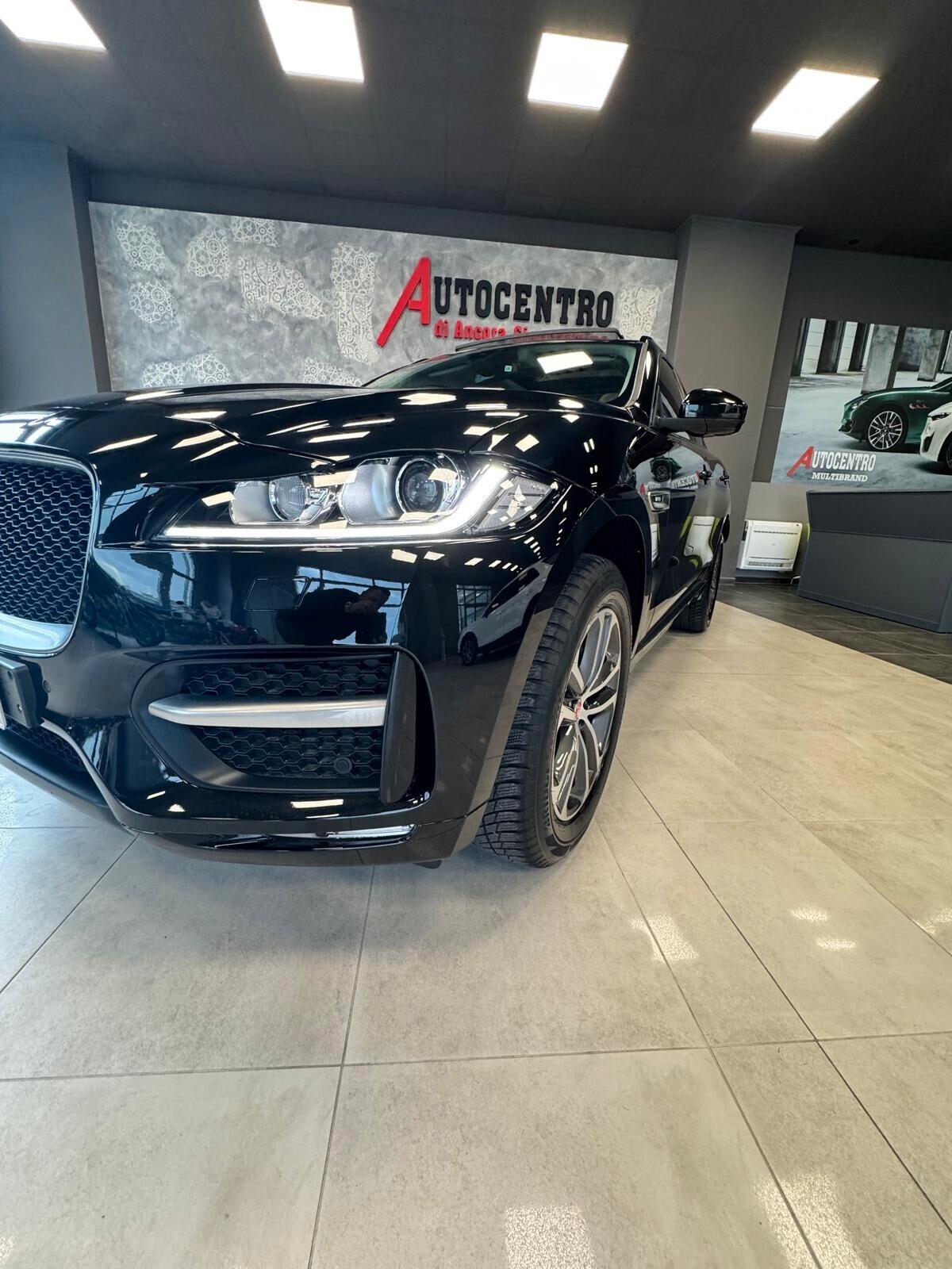JAGUAR F-PACE 2-0 D4D 4WD TETTO APRIBILE R-DYNAMIC SPORT