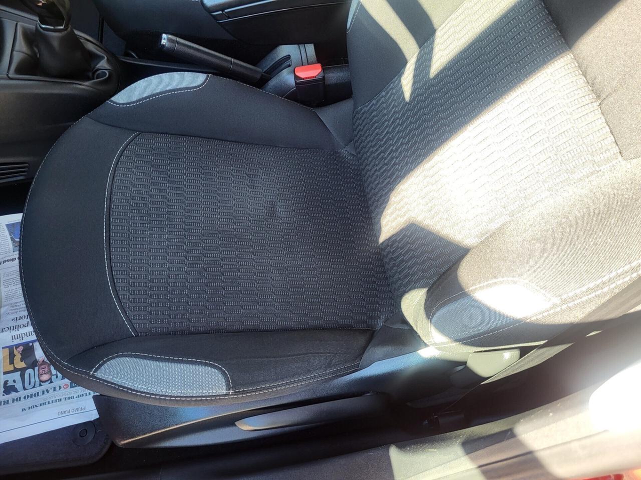 PEUGEOT 208-1,2 GPL-UNICA PROPRIET-3 REVISIONI