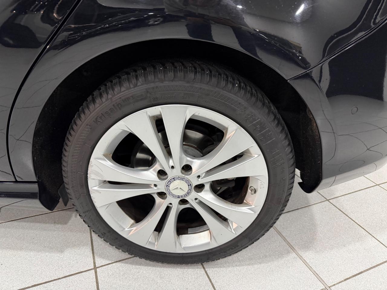 Mercedes-benz B 200 d Automatic Premium